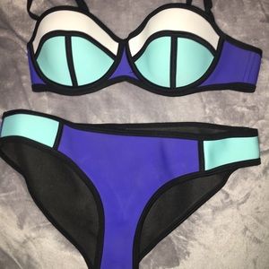 TRIANGL BIKINI